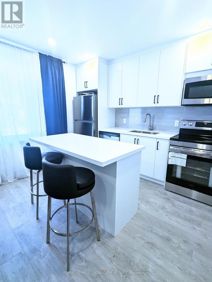 2 - 28 Leduc Drive, Toronto, Ontario  M9W 2A7 - Photo 2 - W12945024