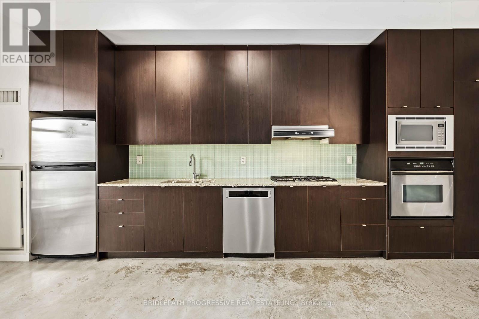 707 - 23 BRANT STREET, Toronto, Ontario