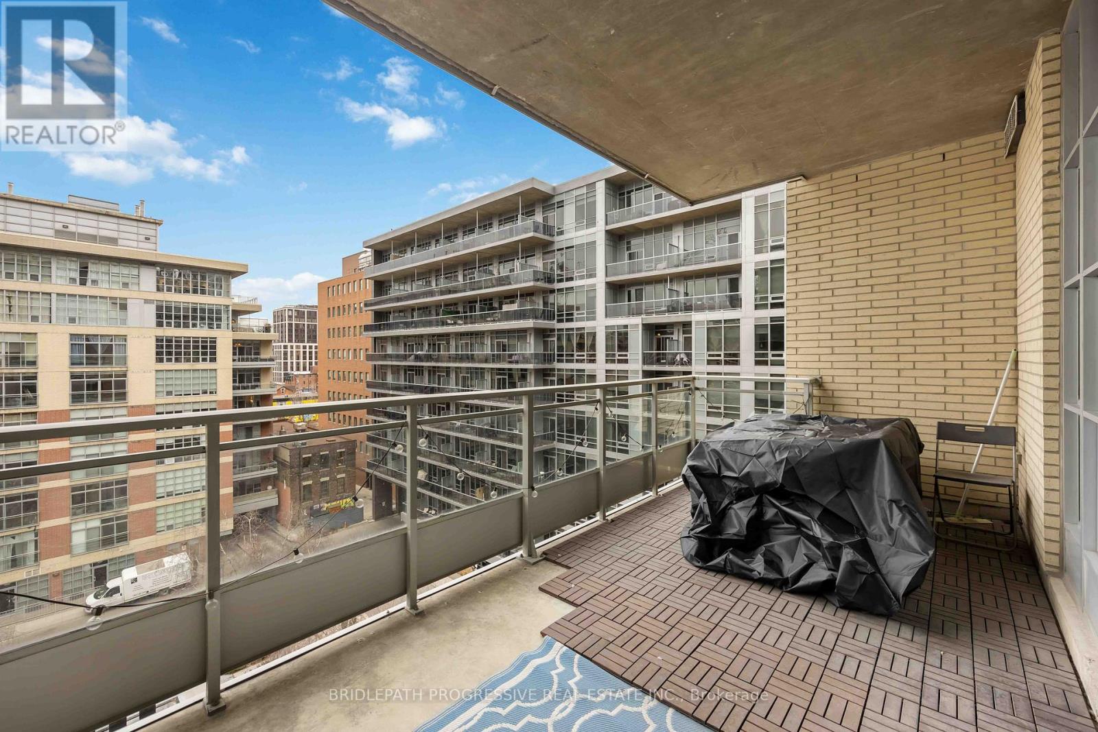 707 - 23 Brant Street, Toronto, Ontario  M5V 2L5 - Photo 17 - C12978926