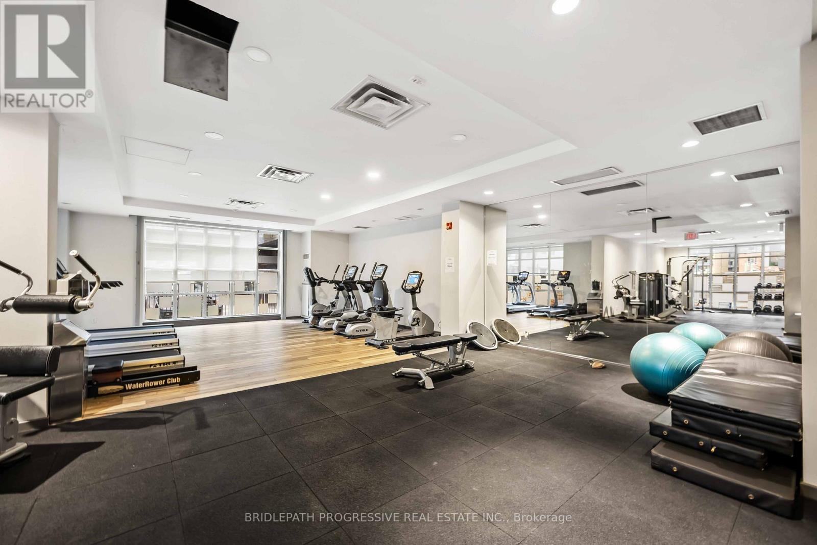 707 - 23 Brant Street, Toronto, Ontario  M5V 2L5 - Photo 23 - C12978926