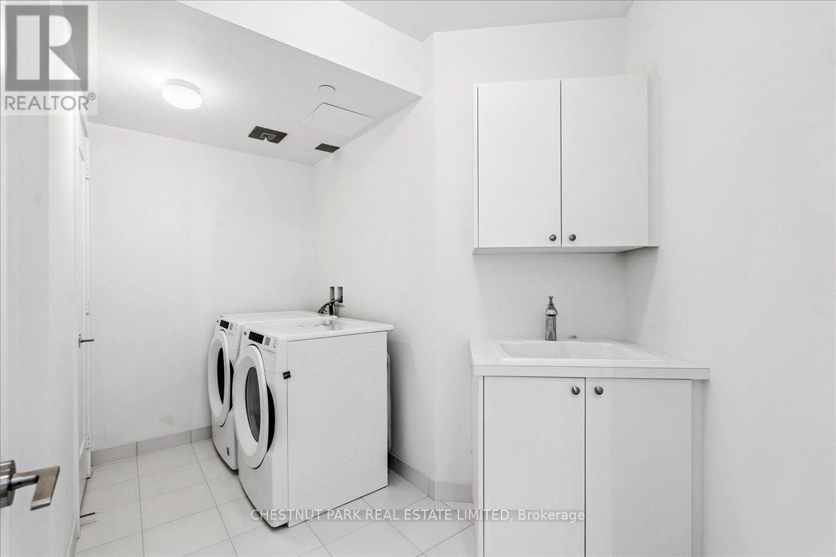 Sph16 - 1 Edgewater Drive, Toronto, Ontario  M5A 0L1 - Photo 20 - C12978966