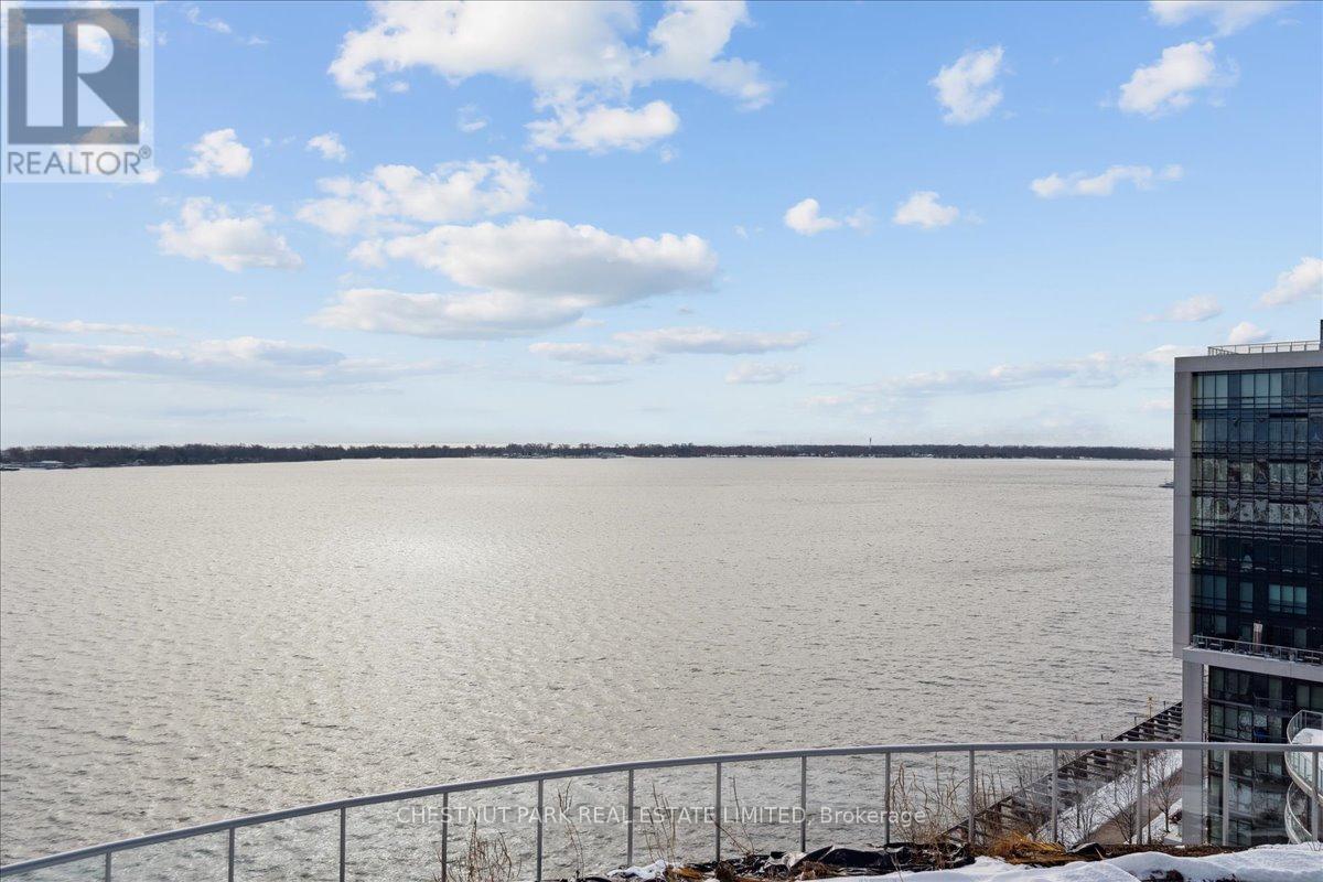 Sph16 - 1 Edgewater Drive, Toronto, Ontario  M5A 0L1 - Photo 3 - C12978966