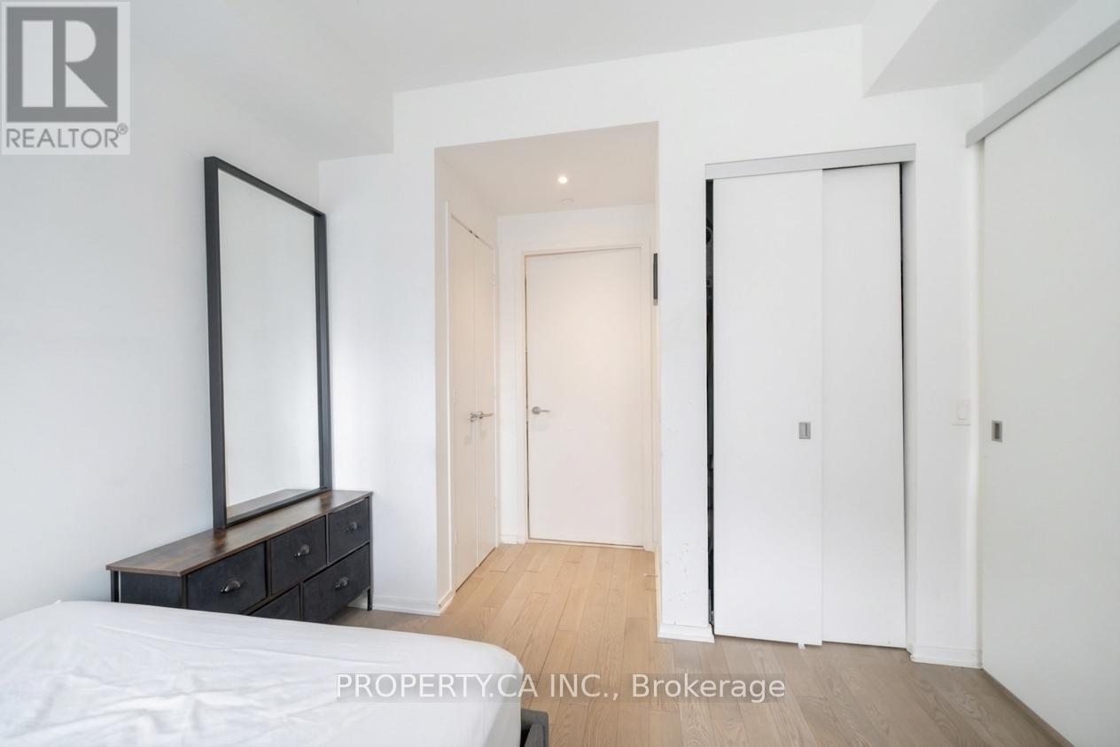422 - 12 Bonnycastle Street, Toronto, Ontario  M5A 0C8 - Photo 11 - C12979010