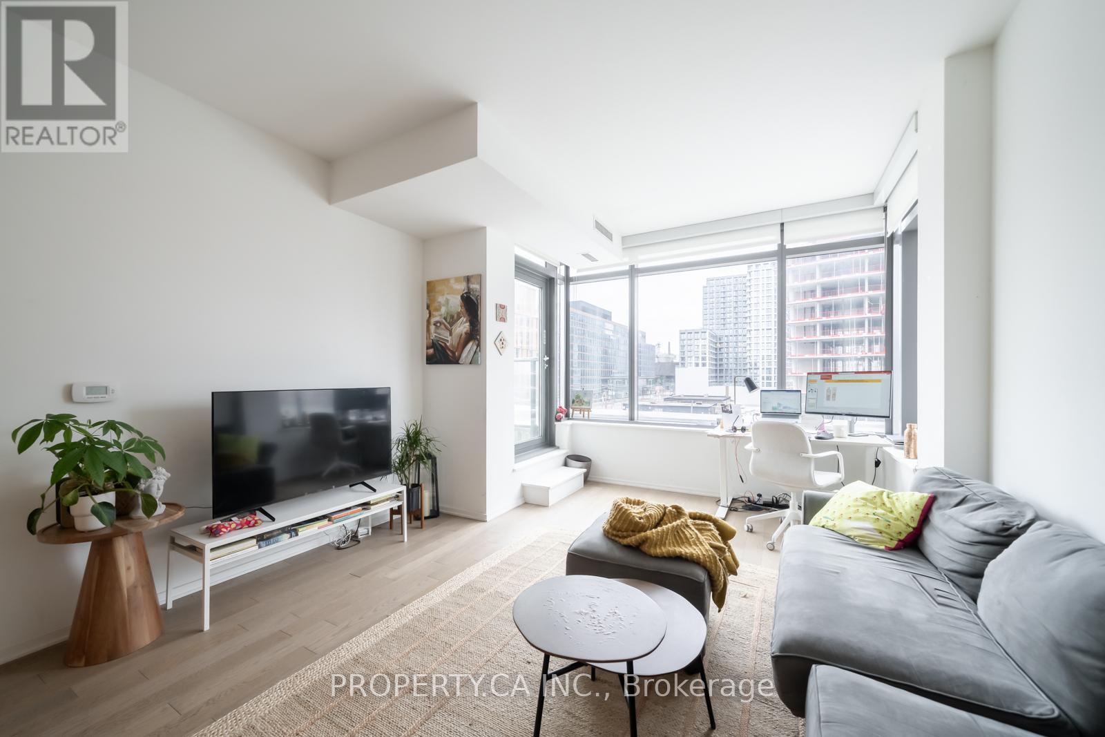 422 - 12 Bonnycastle Street, Toronto, Ontario  M5A 0C8 - Photo 2 - C12979010