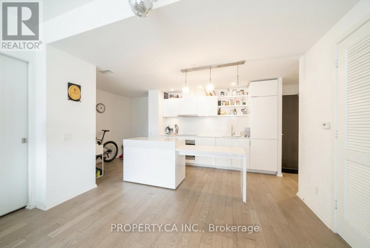 422 - 12 Bonnycastle Street, Toronto, Ontario  M5A 0C8 - Photo 6 - C12979010