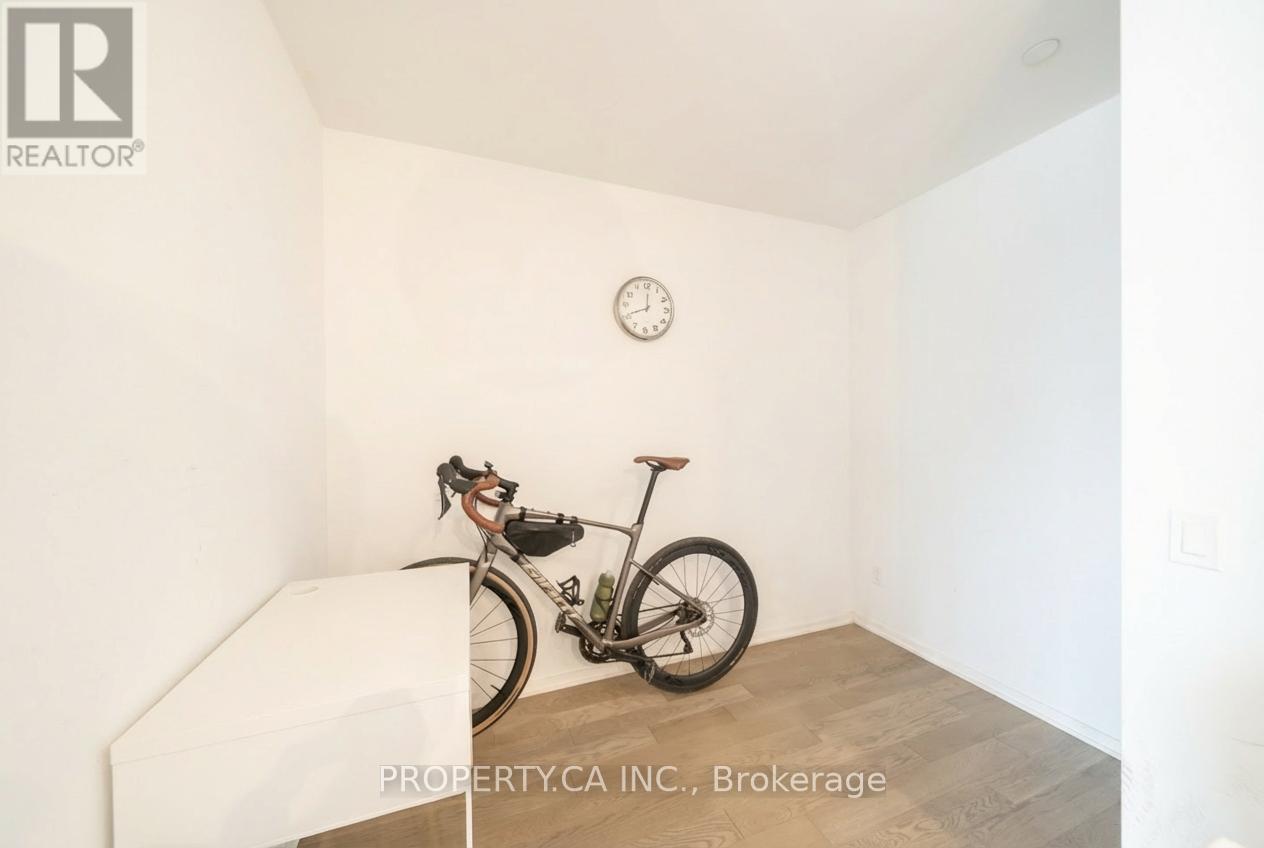 422 - 12 Bonnycastle Street, Toronto, Ontario  M5A 0C8 - Photo 8 - C12979010