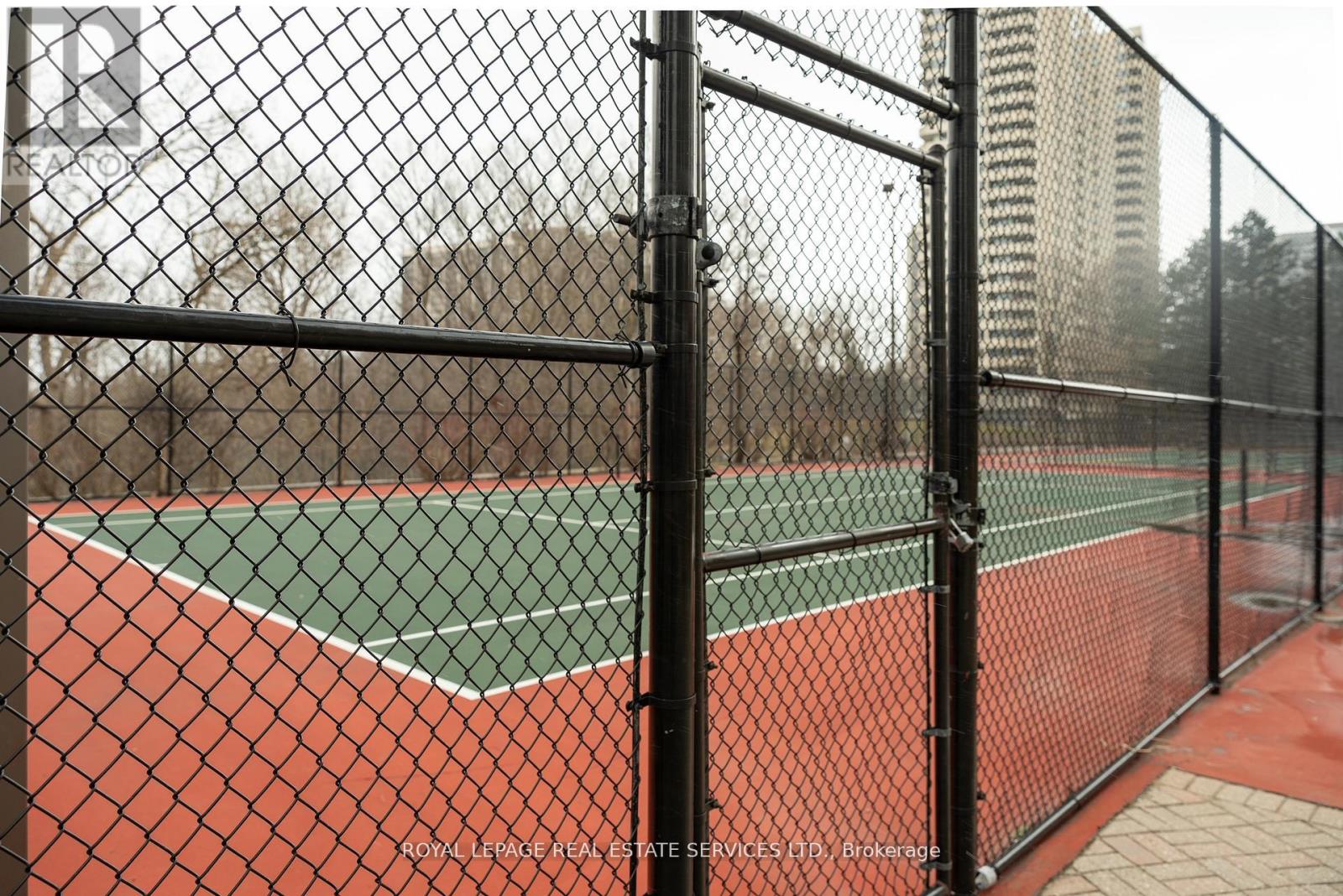 212 - 7 Concorde Place, Toronto, Ontario  M3C 3N4 - Photo 26 - C12979050