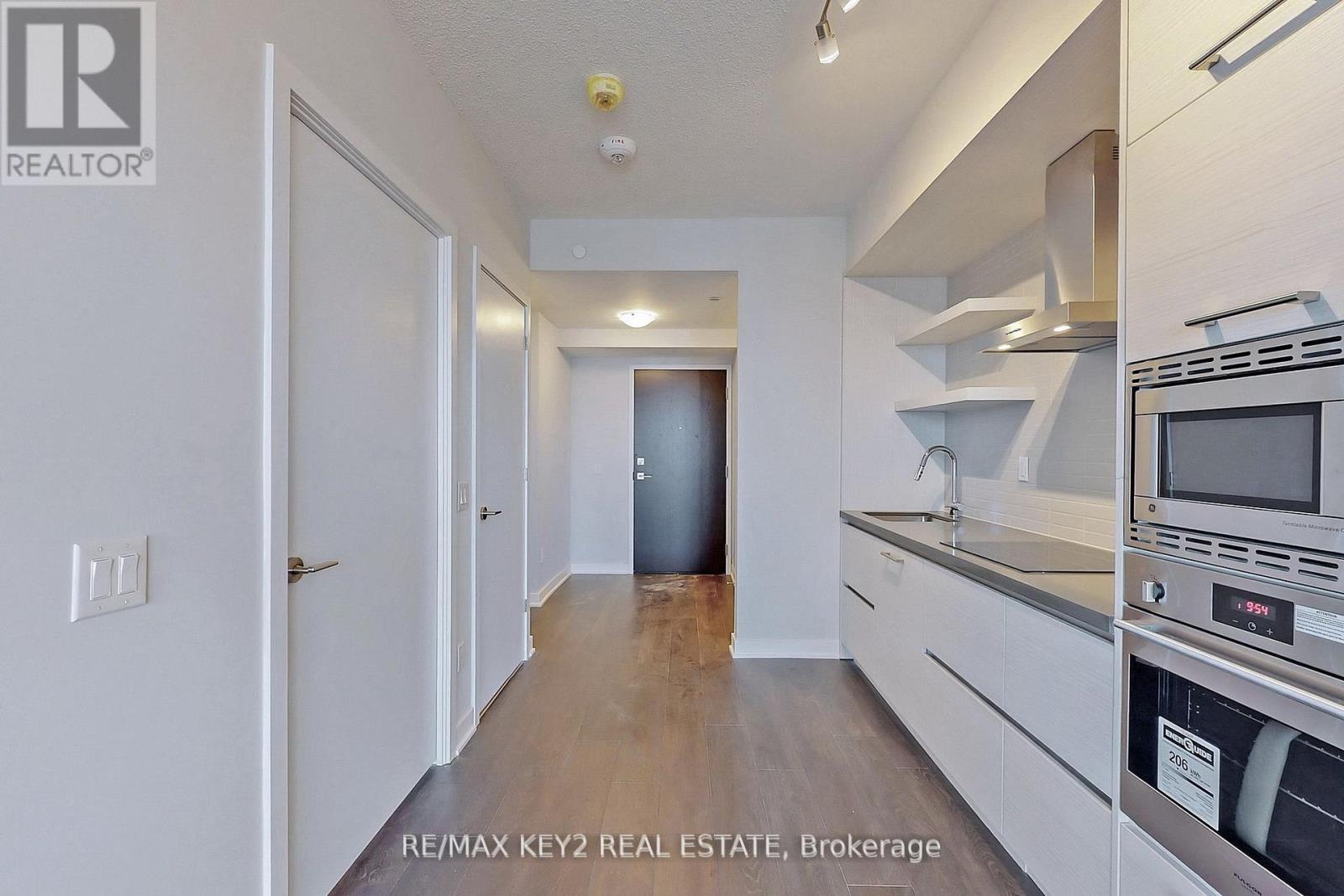 3310 - 2221 Yonge Street, Toronto, Ontario  M4S 0B8 - Photo 5 - C12979114