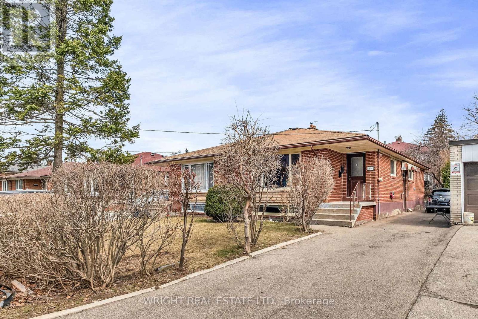 49 Tisdale Avenue, Toronto, Ontario  M4A 1Y6 - Photo 3 - C12979202