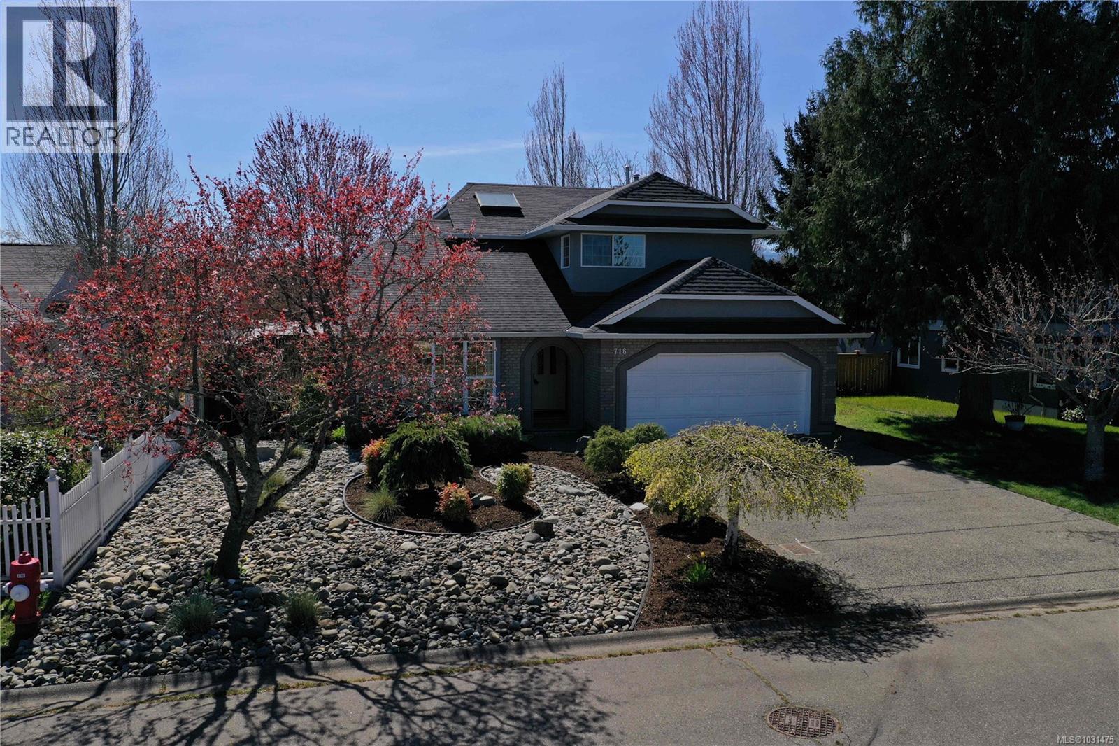 716 Ermineskin Ave, Parksville, British Columbia  V9P 2L4 - Photo 2 - 1031475