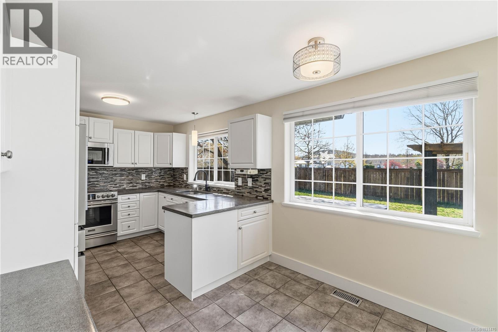 716 Ermineskin Ave, Parksville, British Columbia  V9P 2L4 - Photo 48 - 1031475