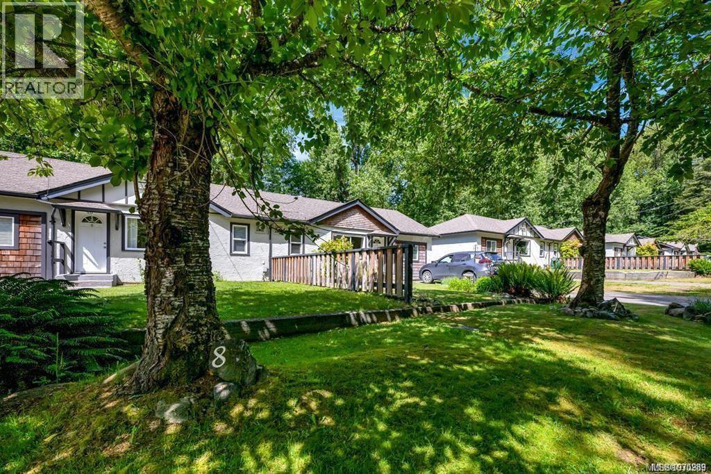 8033 Greendale Rd, Lake Cowichan, British Columbia
