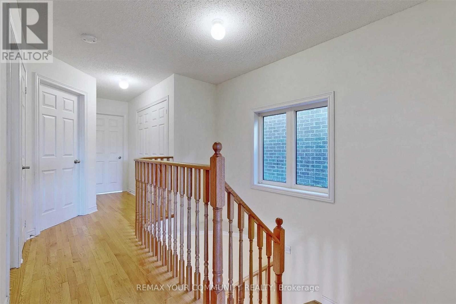 49 Napanee Street, Richmond Hill, Ontario  L4E 0X3 - Photo 19 - N12978934