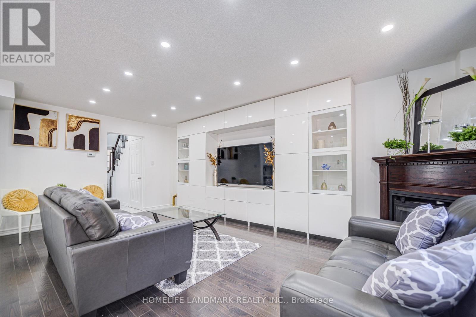 24 Willow Trail Road, Markham, Ontario  L6E 1V2 - Photo 12 - N12978968