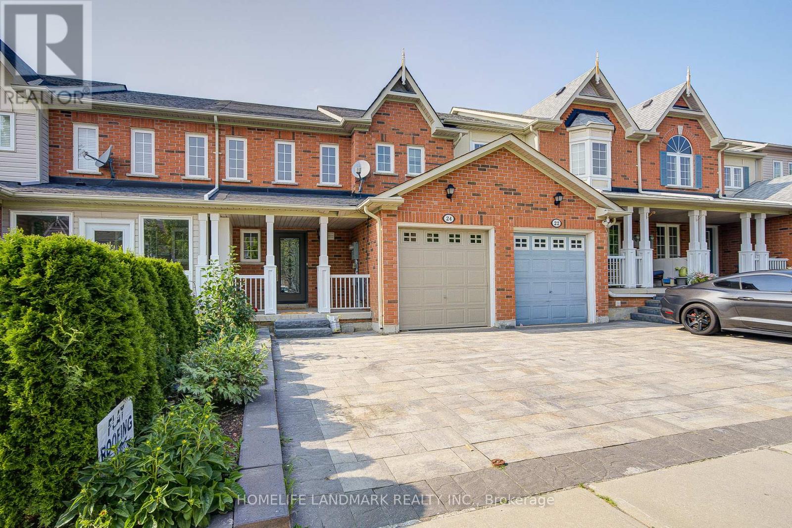 24 Willow Trail Road, Markham, Ontario  L6E 1V2 - Photo 2 - N12978968