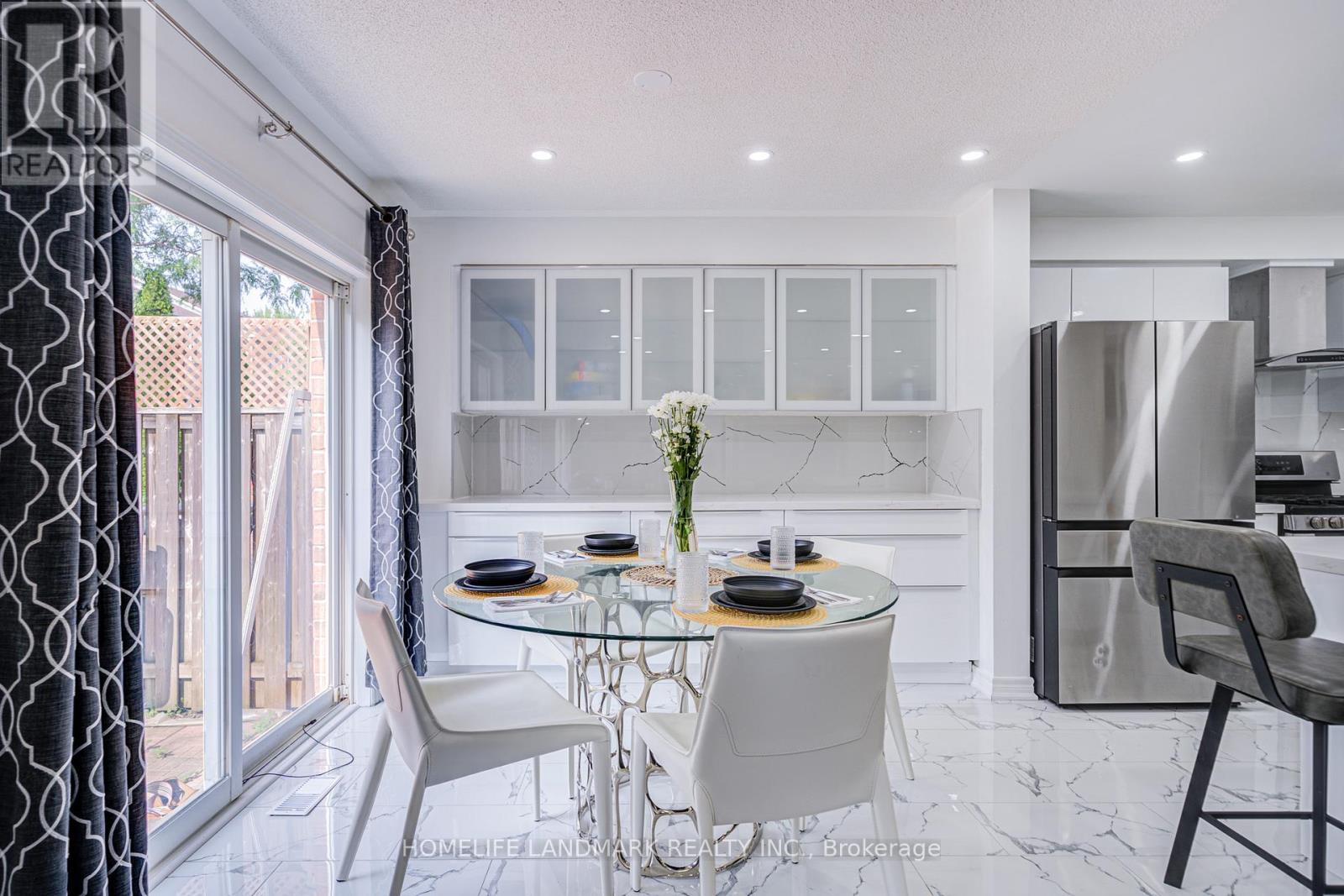 24 Willow Trail Road, Markham, Ontario  L6E 1V2 - Photo 21 - N12978968