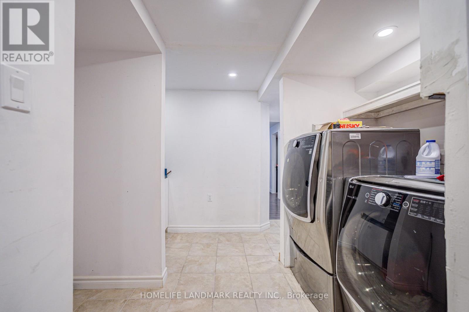 24 Willow Trail Road, Markham, Ontario  L6E 1V2 - Photo 33 - N12978968