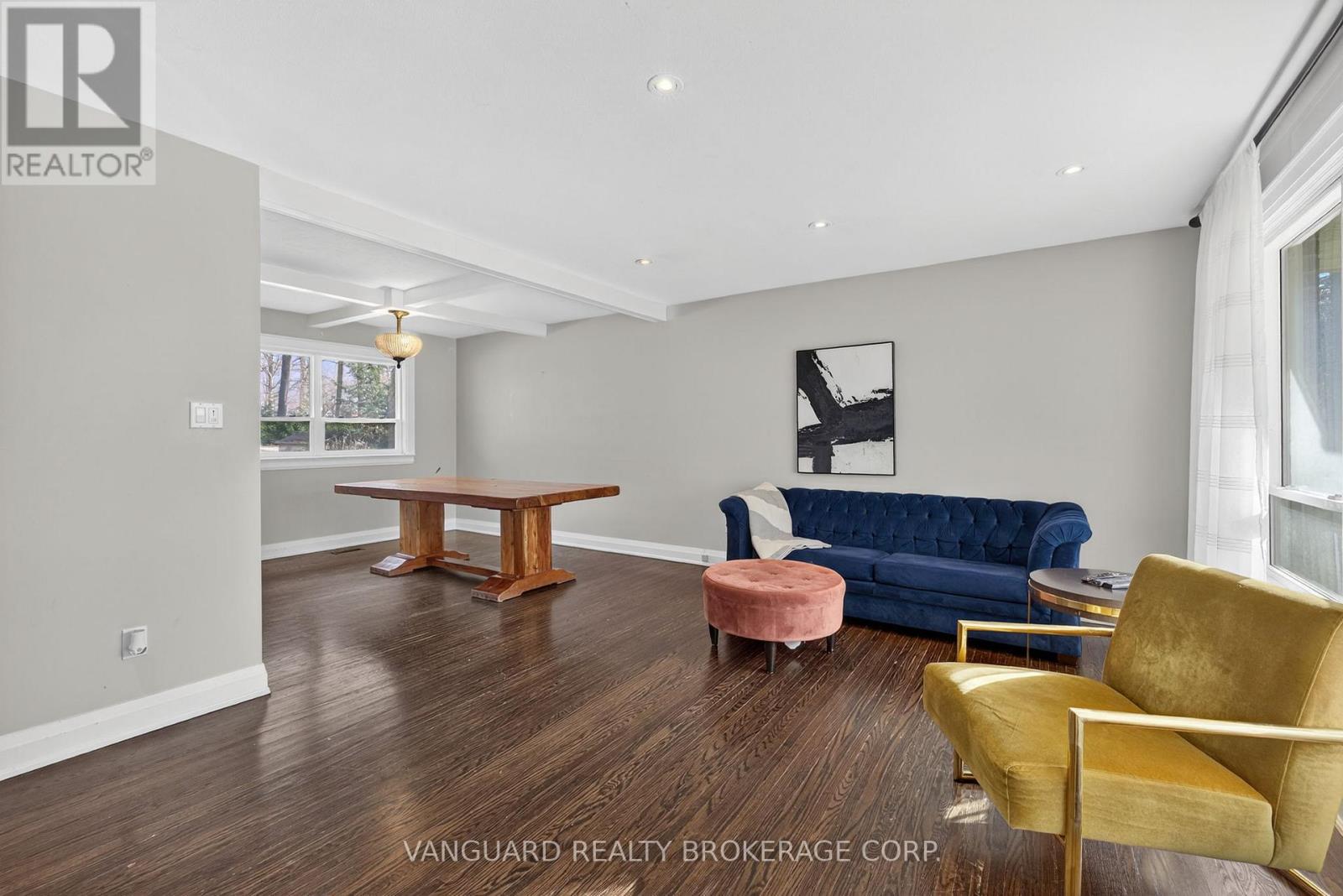 142 Beechwood Crescent, Newmarket, Ontario  L3Y 1W3 - Photo 14 - N12978972