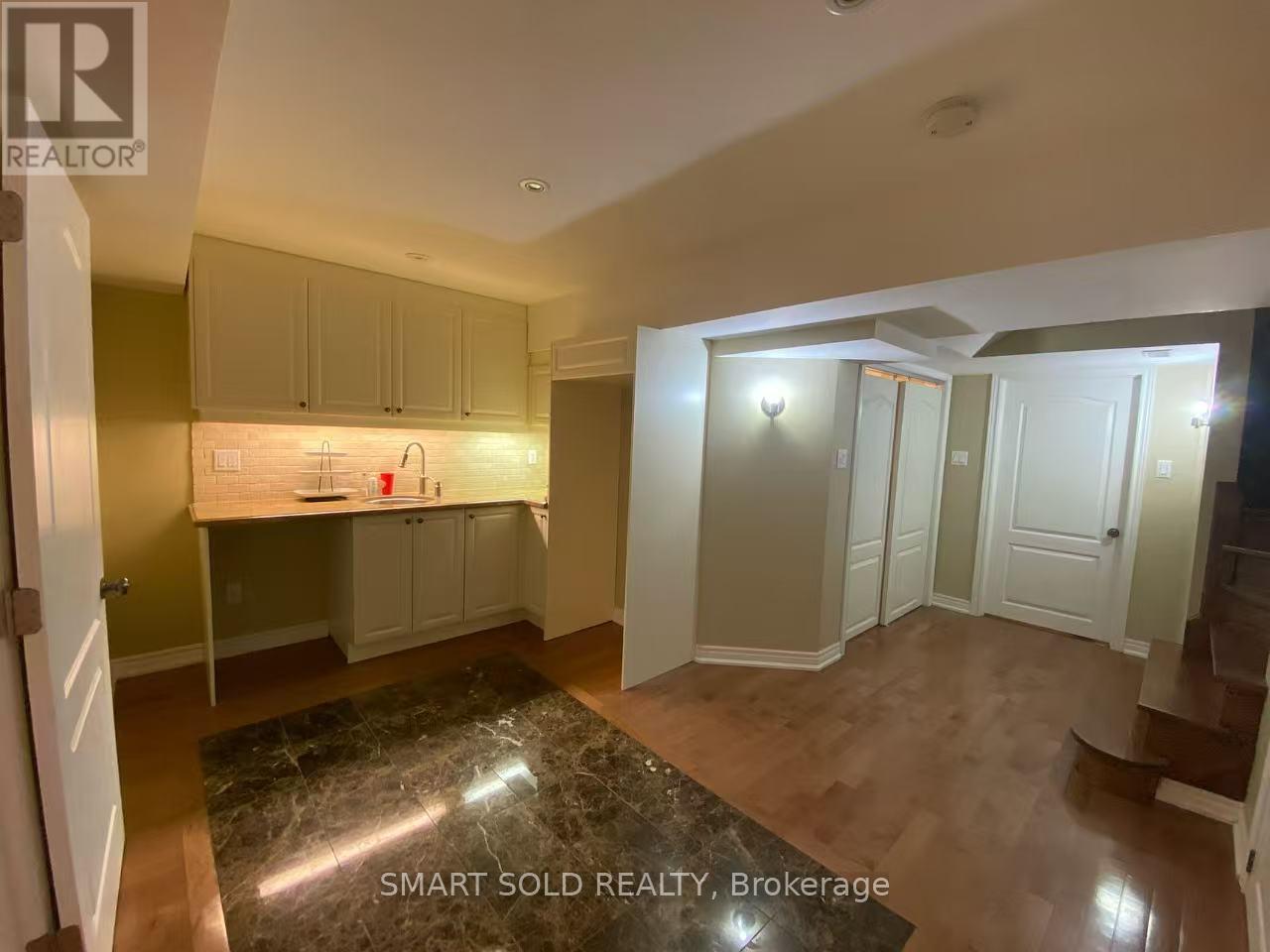 199 Venice Gate Drive, Vaughan, Ontario  L4H 0E9 - Photo 17 - N12978990