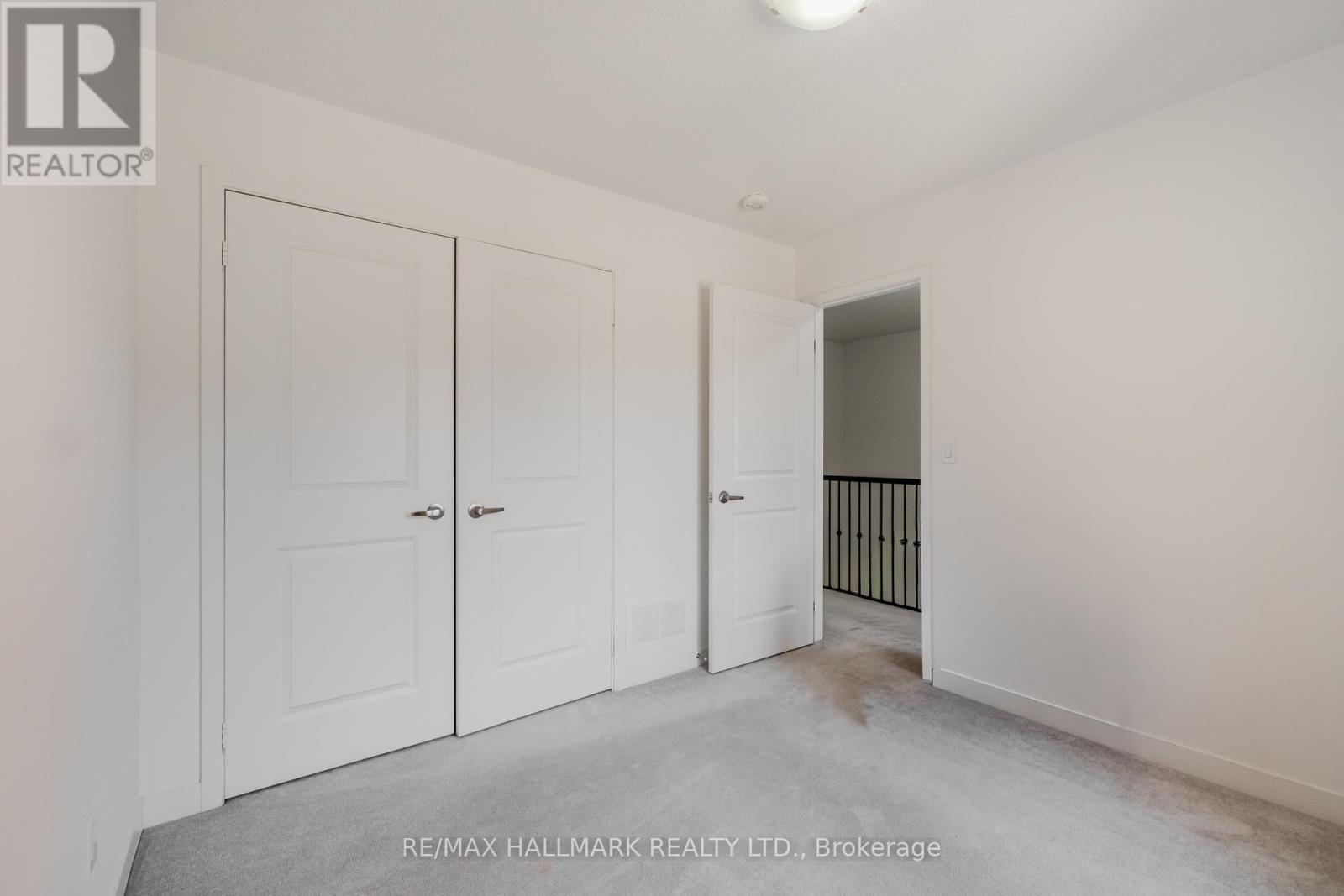 64 Dundonald Trail, Newmarket, Ontario  L3Y 0E1 - Photo 17 - N12979000