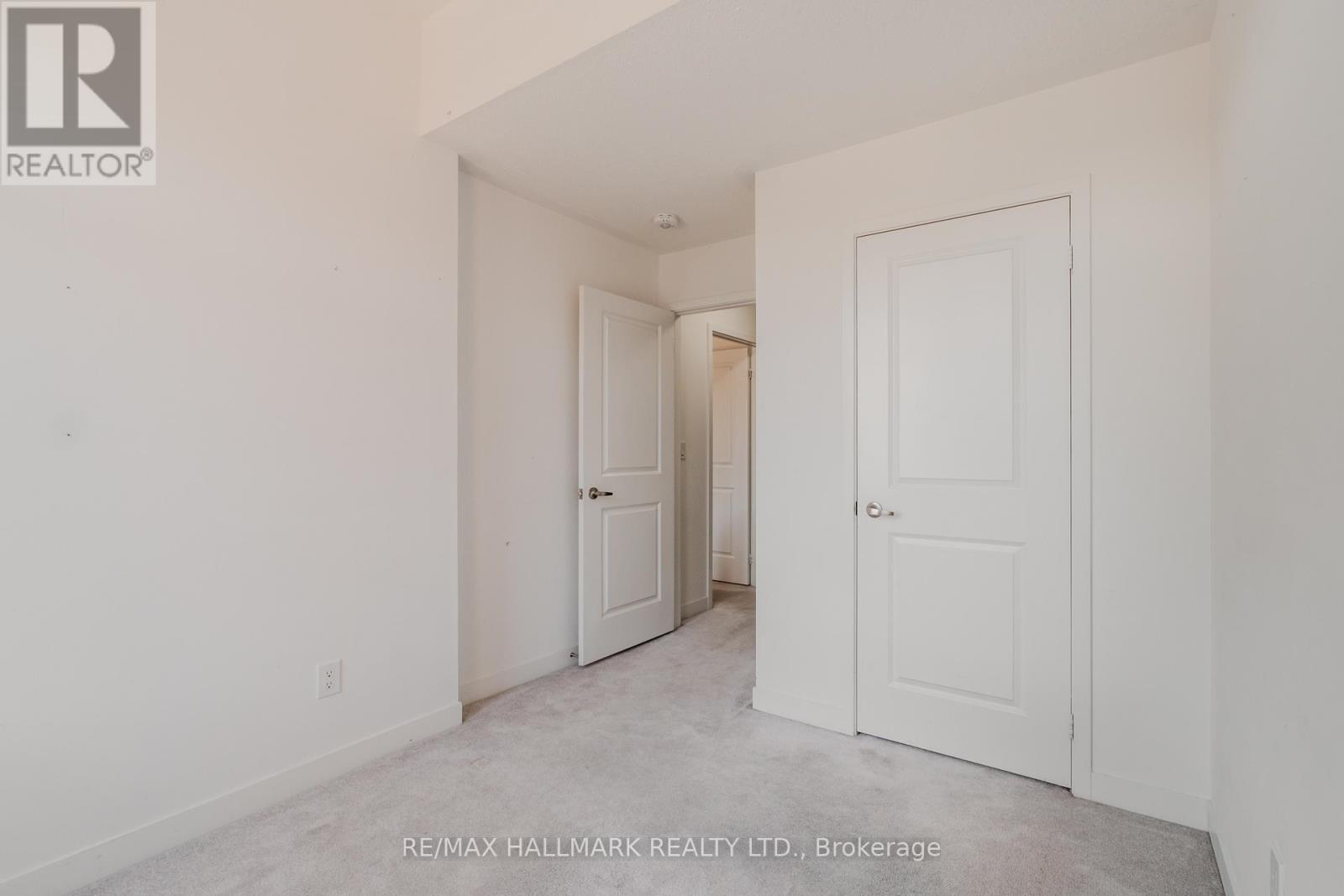 64 Dundonald Trail, Newmarket, Ontario  L3Y 0E1 - Photo 19 - N12979000