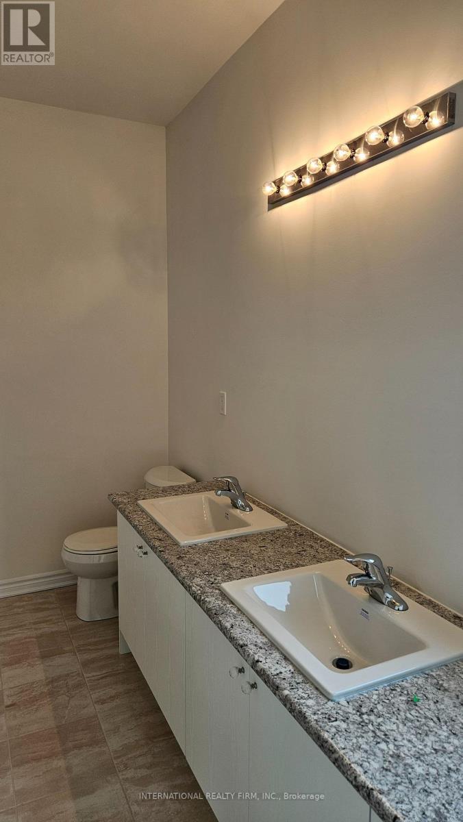 146 Wascana Road, Vaughan, Ontario  L4H 5G9 - Photo 13 - N12979018