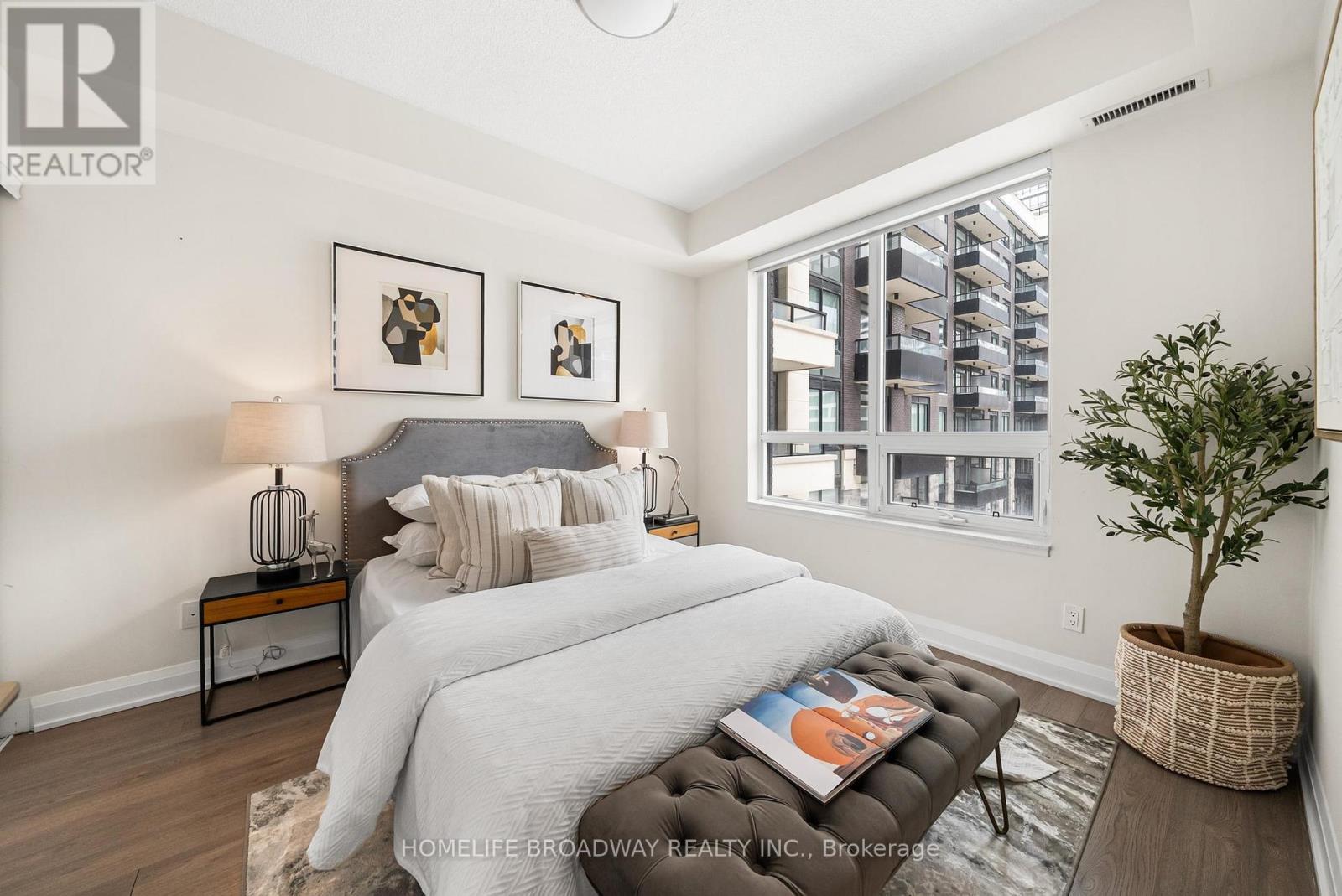 302 - 15 Water Walk Drive, Markham, Ontario  L6G 0G2 - Photo 16 - N12979022