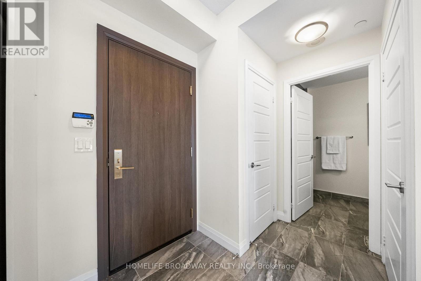 302 - 15 Water Walk Drive, Markham, Ontario  L6G 0G2 - Photo 20 - N12979022