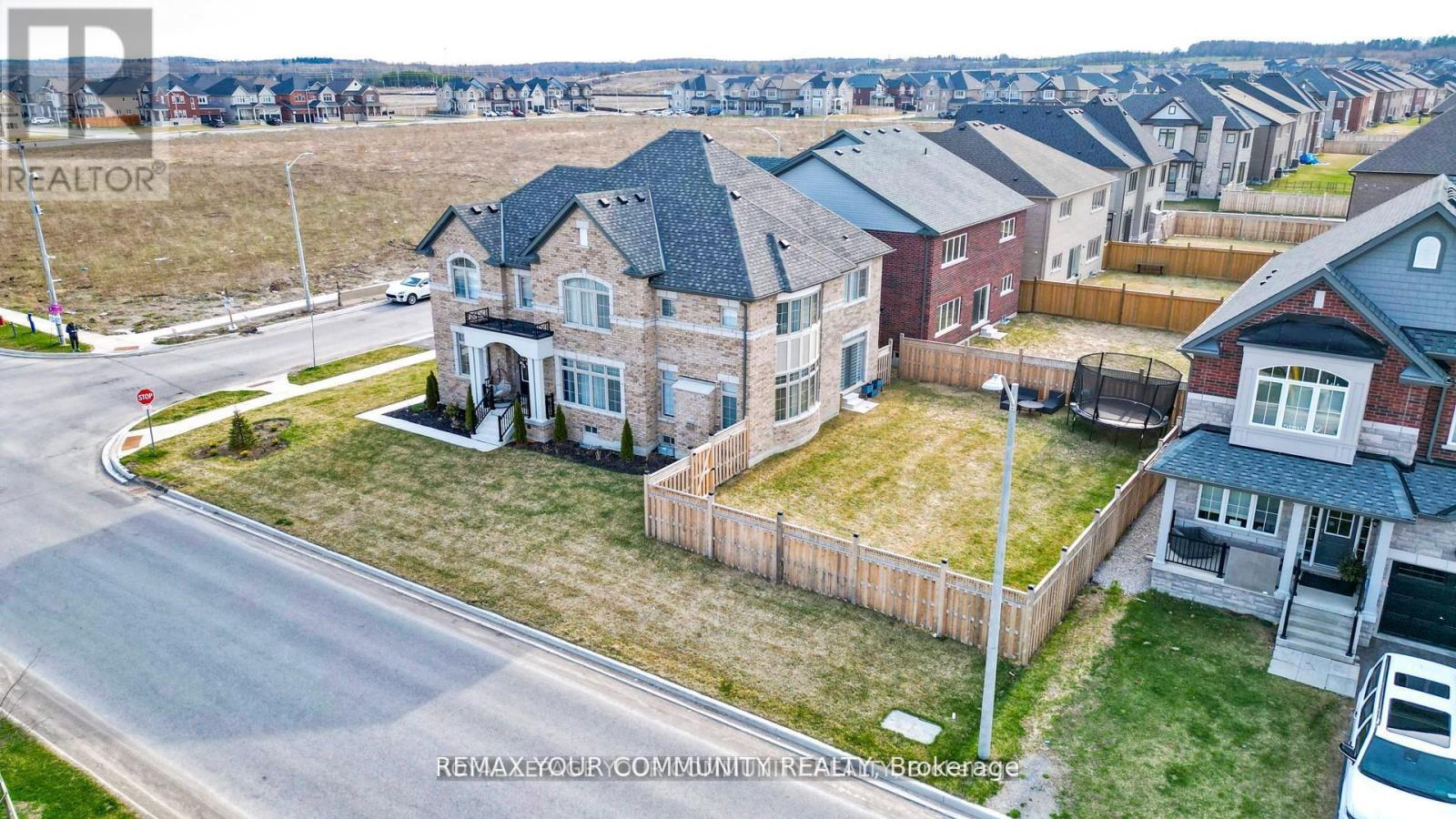 1072 Wickham Road, Innisfil, Ontario  L9S 0P8 - Photo 9 - N12979048