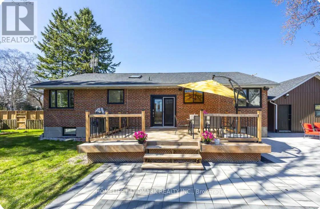 1739 Mount Albert Road, East Gwillimbury (Sharon), Ontario  L0G 1V0 - Photo 29 - N12979088