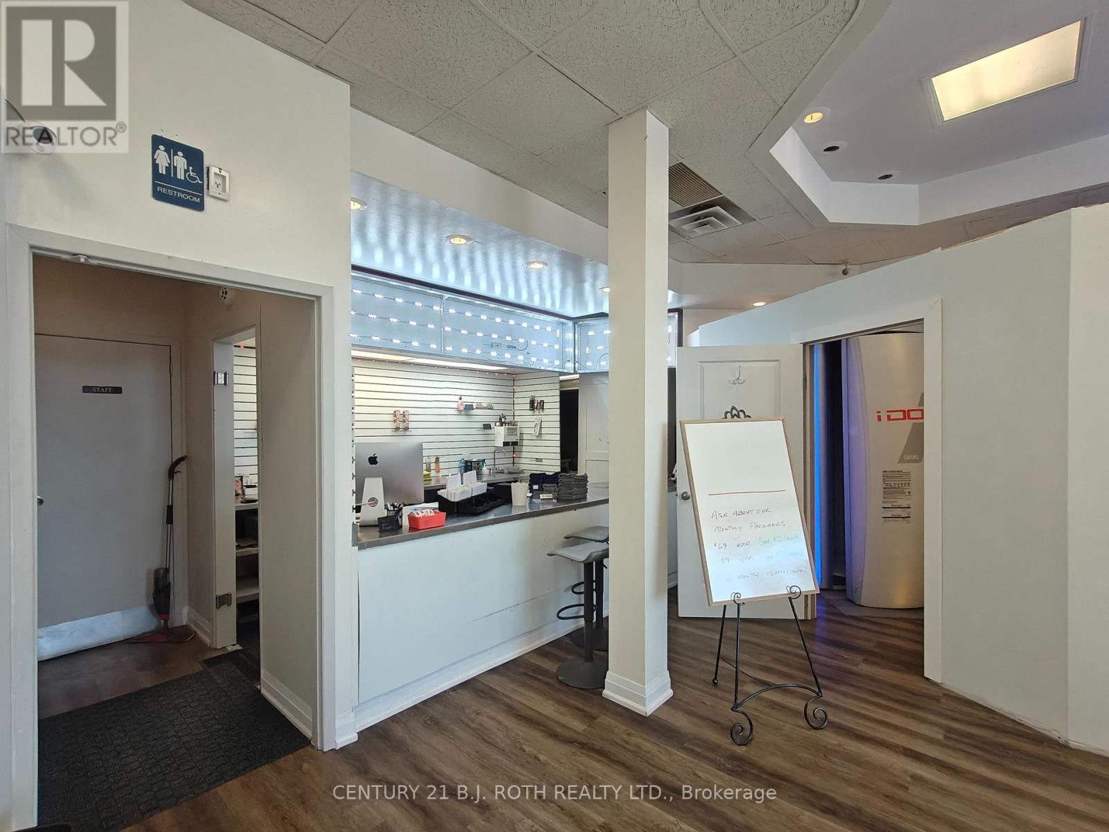 Unit 2 - 4 Pine River Road, Essa, Ontario  L0M 1B2 - Photo 10 - N12979106