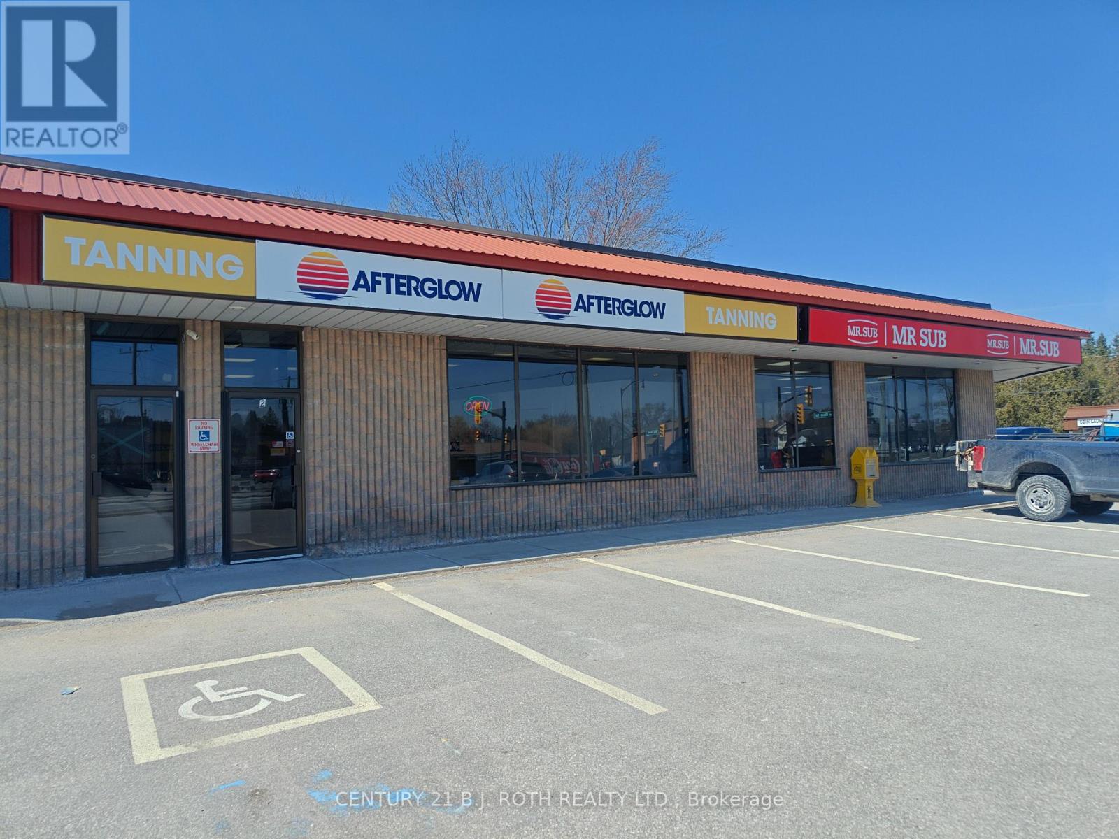 Unit 2 - 4 Pine River Road, Essa, Ontario  L0M 1B2 - Photo 2 - N12979106