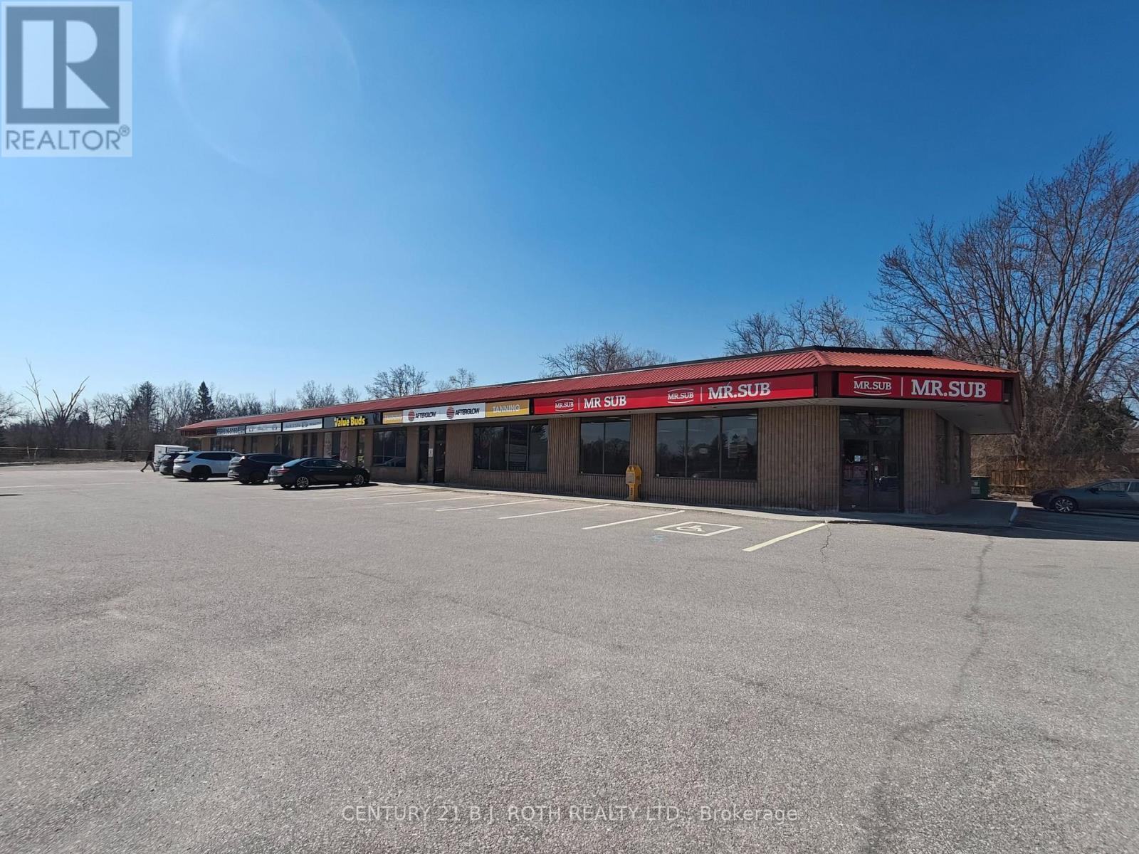 Unit 2 - 4 Pine River Road, Essa, Ontario  L0M 1B2 - Photo 3 - N12979106