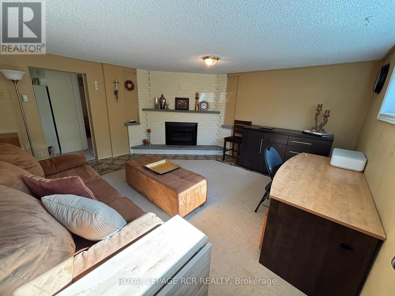 1049 Elgin Street, Newmarket, Ontario  L3Y 3C3 - Photo 21 - N12979138