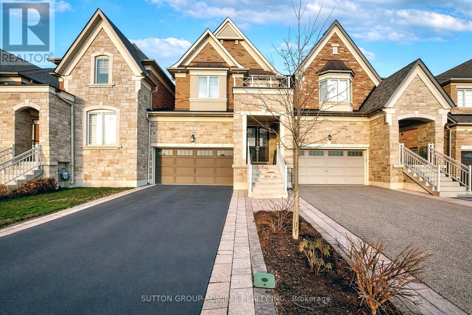 19 Kettle Valley Trail, King, Ontario  L7B 0N3 - Photo 4 - N12979170