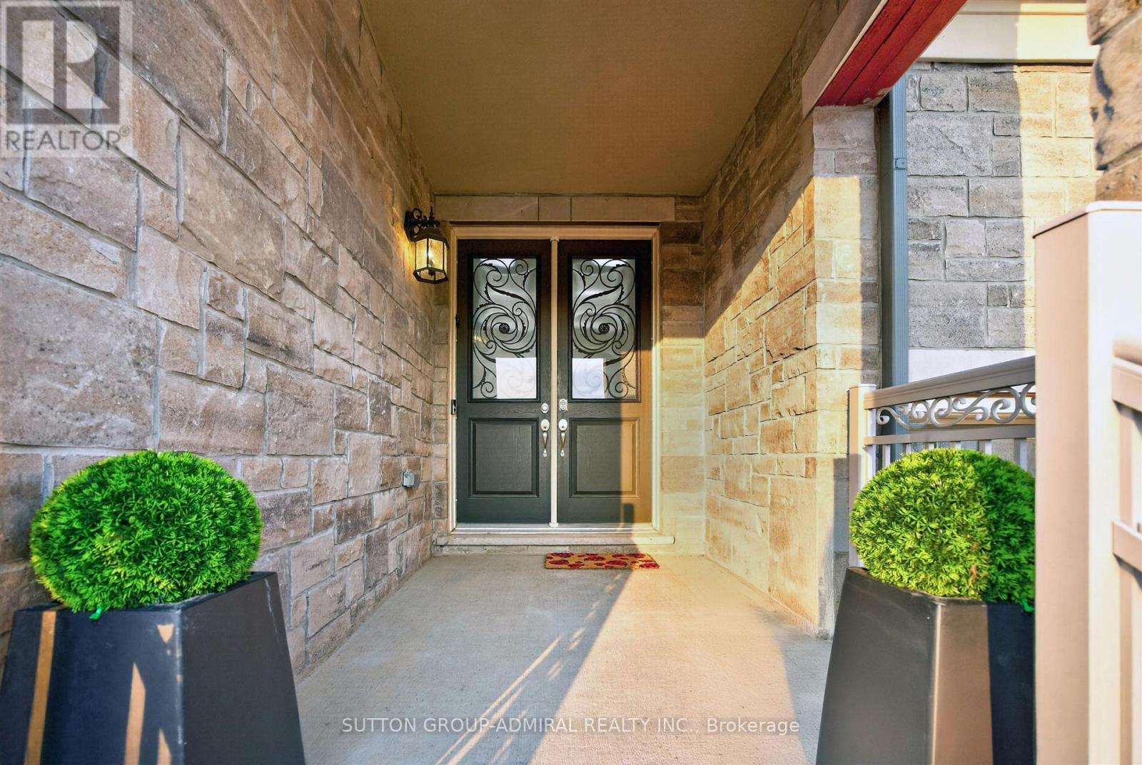 19 Kettle Valley Trail, King, Ontario  L7B 0N3 - Photo 5 - N12979170