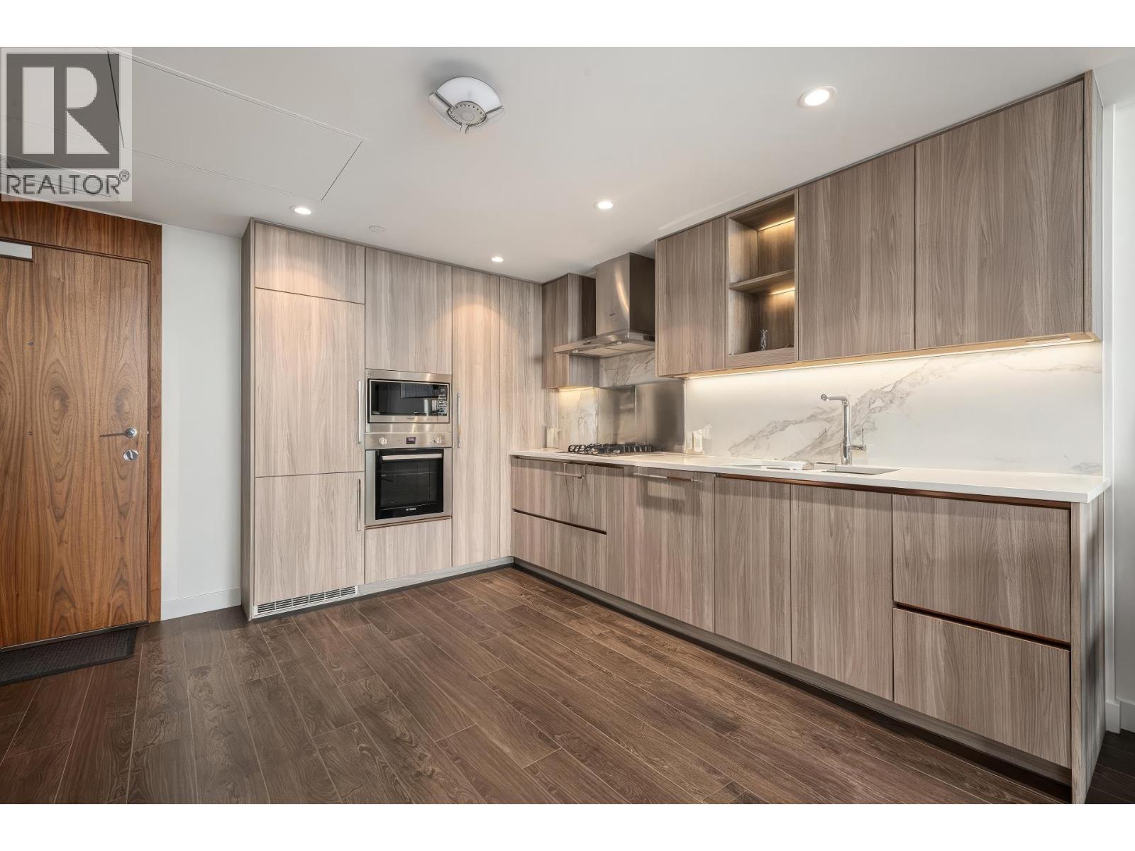 1306 8611 Hazelbridge Way, Richmond, British Columbia  V6X 0W8 - Photo 2 - R3107339