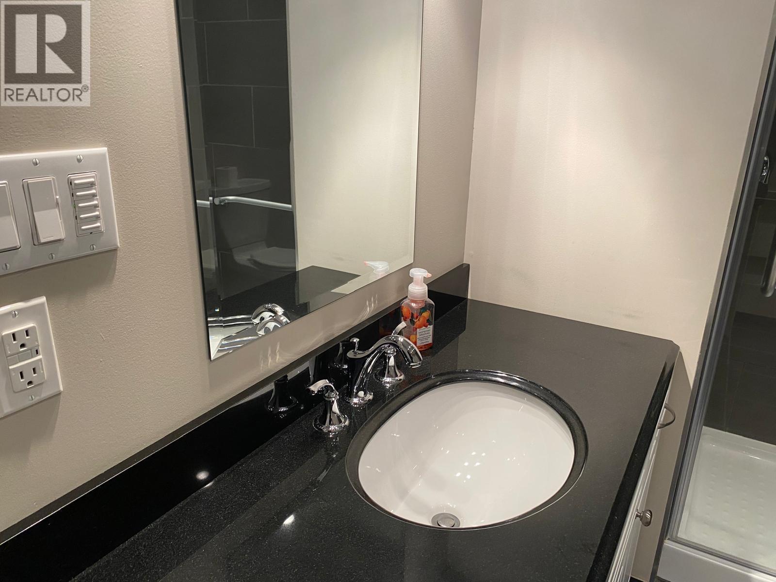 1209 Crest Court, Coquitlam, British Columbia  V3J 5M1 - Photo 16 - R3105673