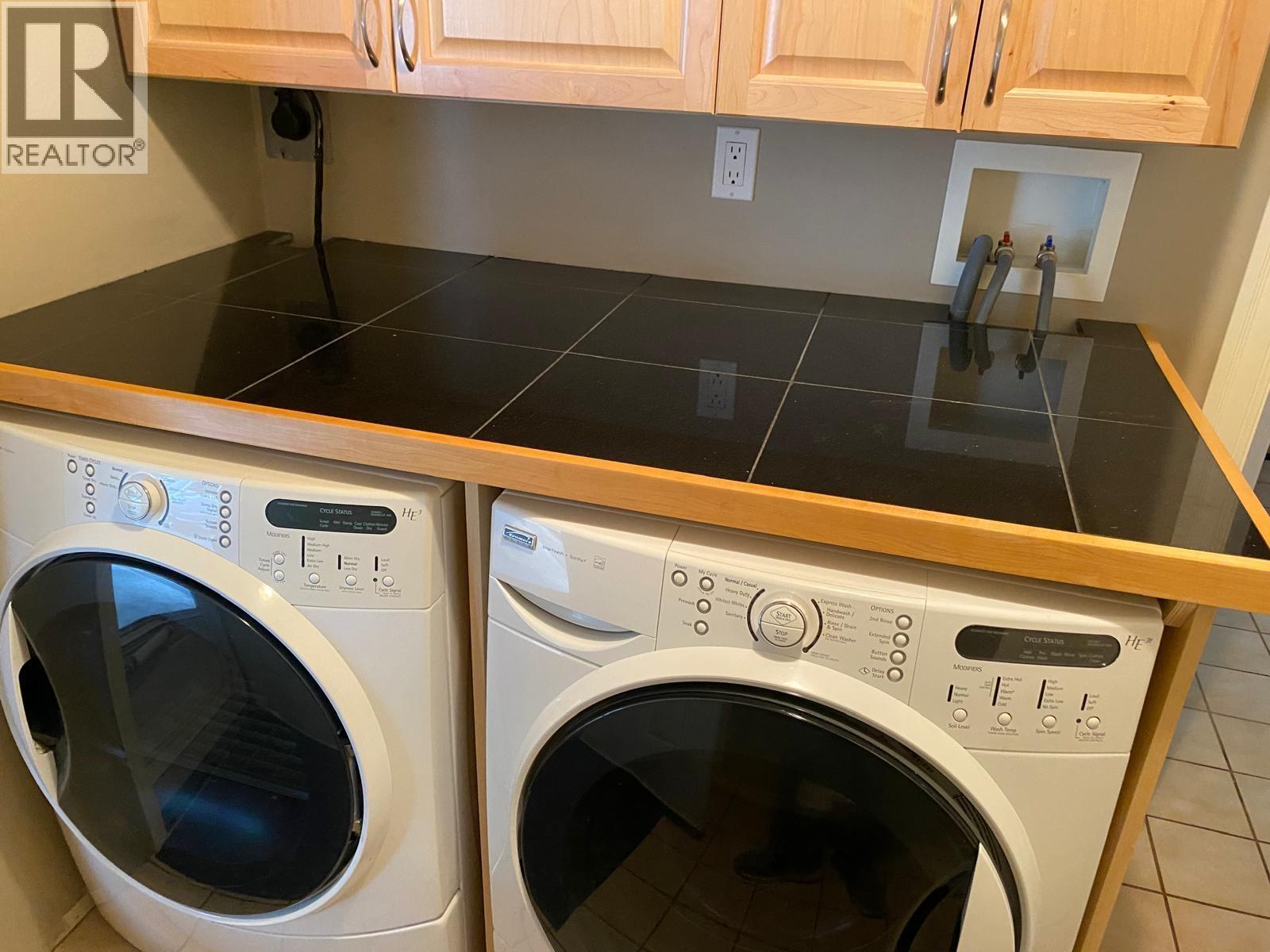 1209 Crest Court, Coquitlam, British Columbia  V3J 5M1 - Photo 23 - R3105673