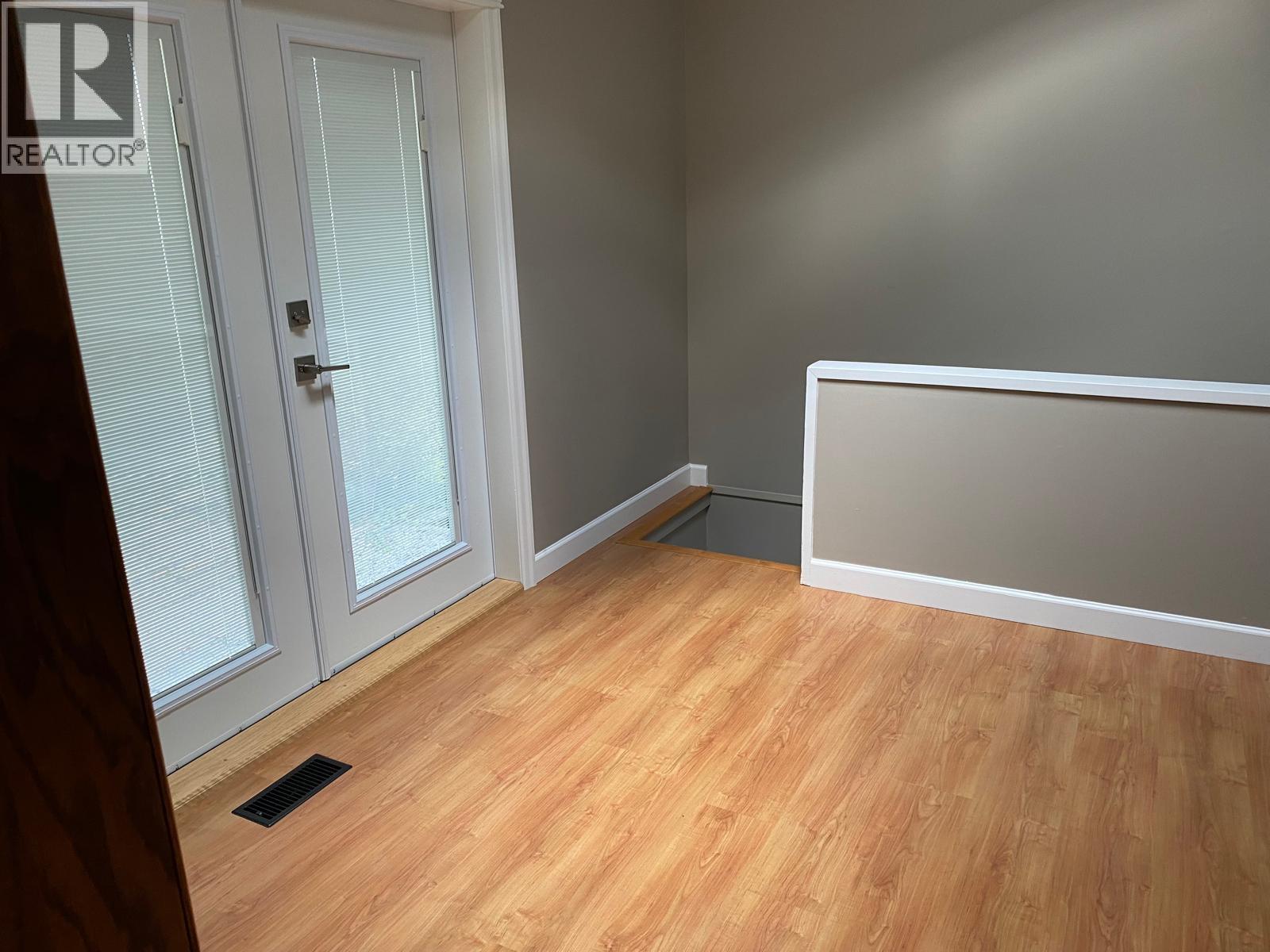 1209 Crest Court, Coquitlam, British Columbia  V3J 5M1 - Photo 11 - R3105673