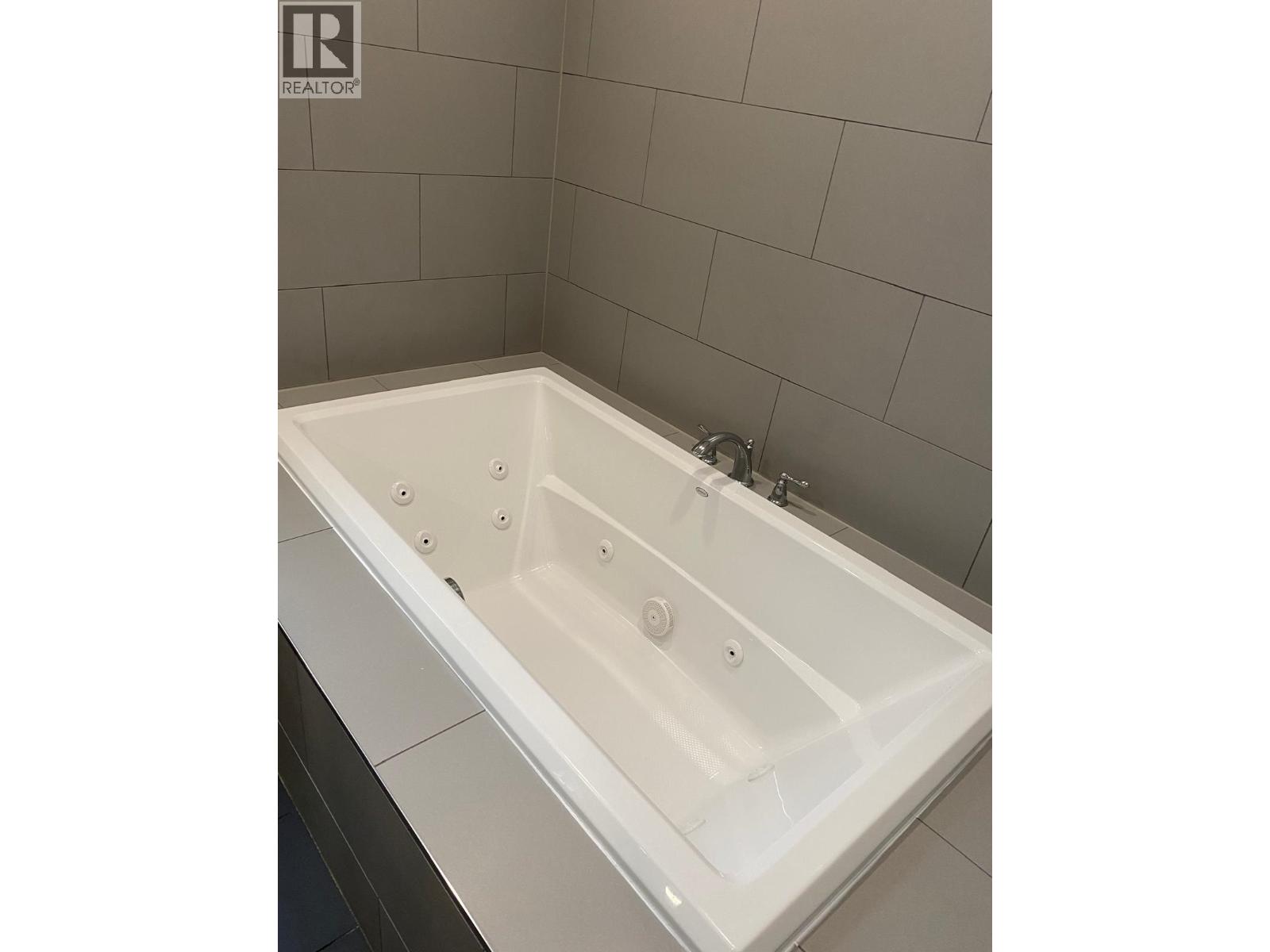 1209 Crest Court, Coquitlam, British Columbia  V3J 5M1 - Photo 22 - R3105673