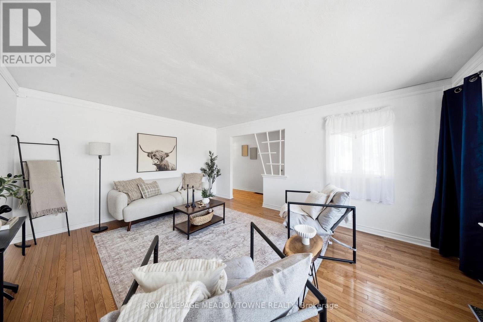 209 Cliff Road, Barrie, Ontario  L4N 3X5 - Photo 11 - S12979212