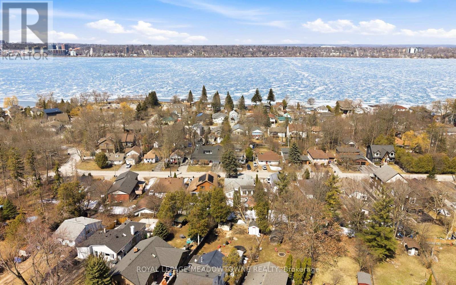 209 Cliff Road, Barrie, Ontario  L4N 3X5 - Photo 46 - S12979212