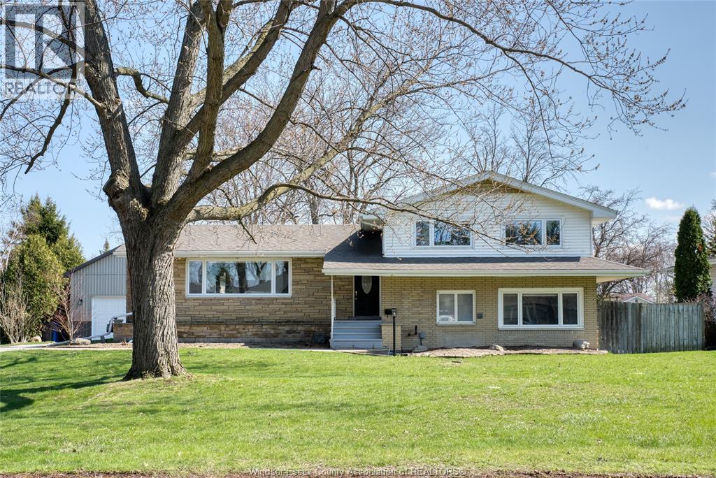 326 CENTRE STREET, Essex, Ontario