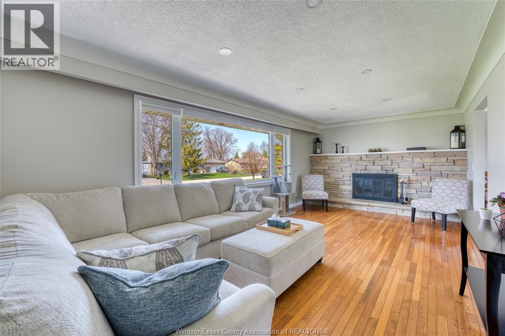 326 Centre Street, Essex, Ontario  N8M 1R4 - Photo 5 - 26007694