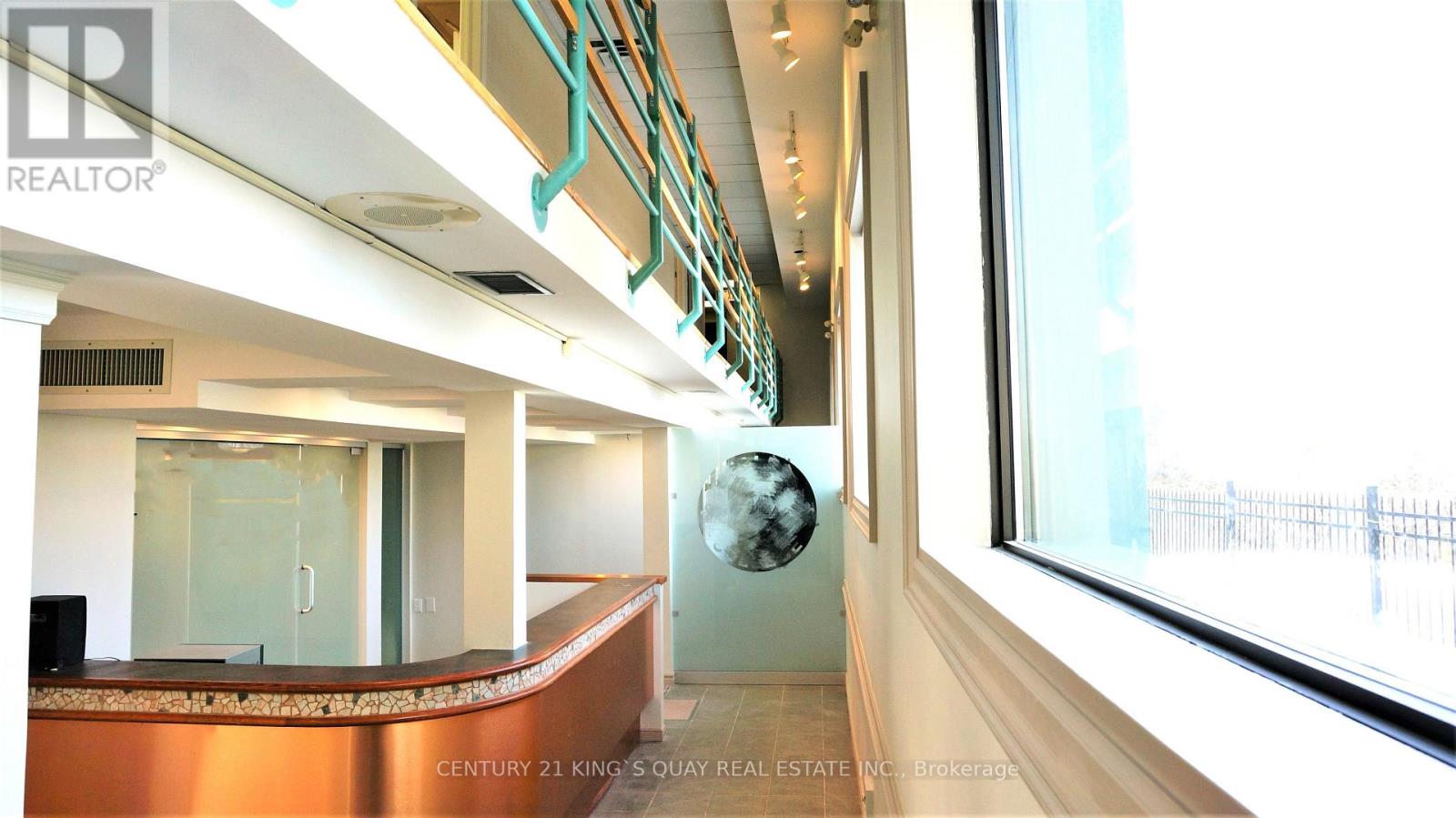 56 Redlea Avenue, Toronto, Ontario  M1V 4S3 - Photo 5 - E12949196