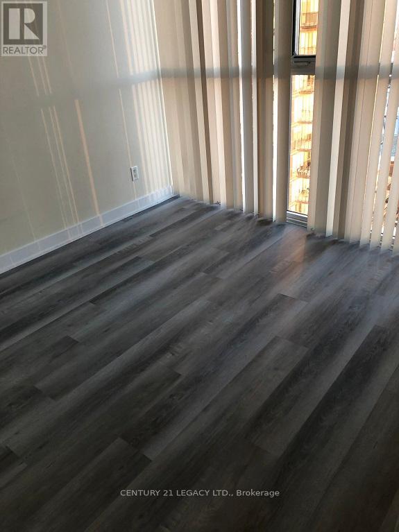 1904 - 4065 Brickstone Mews, Mississauga, Ontario  L5B 0G3 - Photo 7 - W12978924