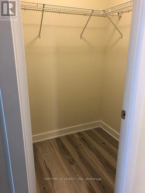 1904 - 4065 Brickstone Mews, Mississauga, Ontario  L5B 0G3 - Photo 9 - W12978924