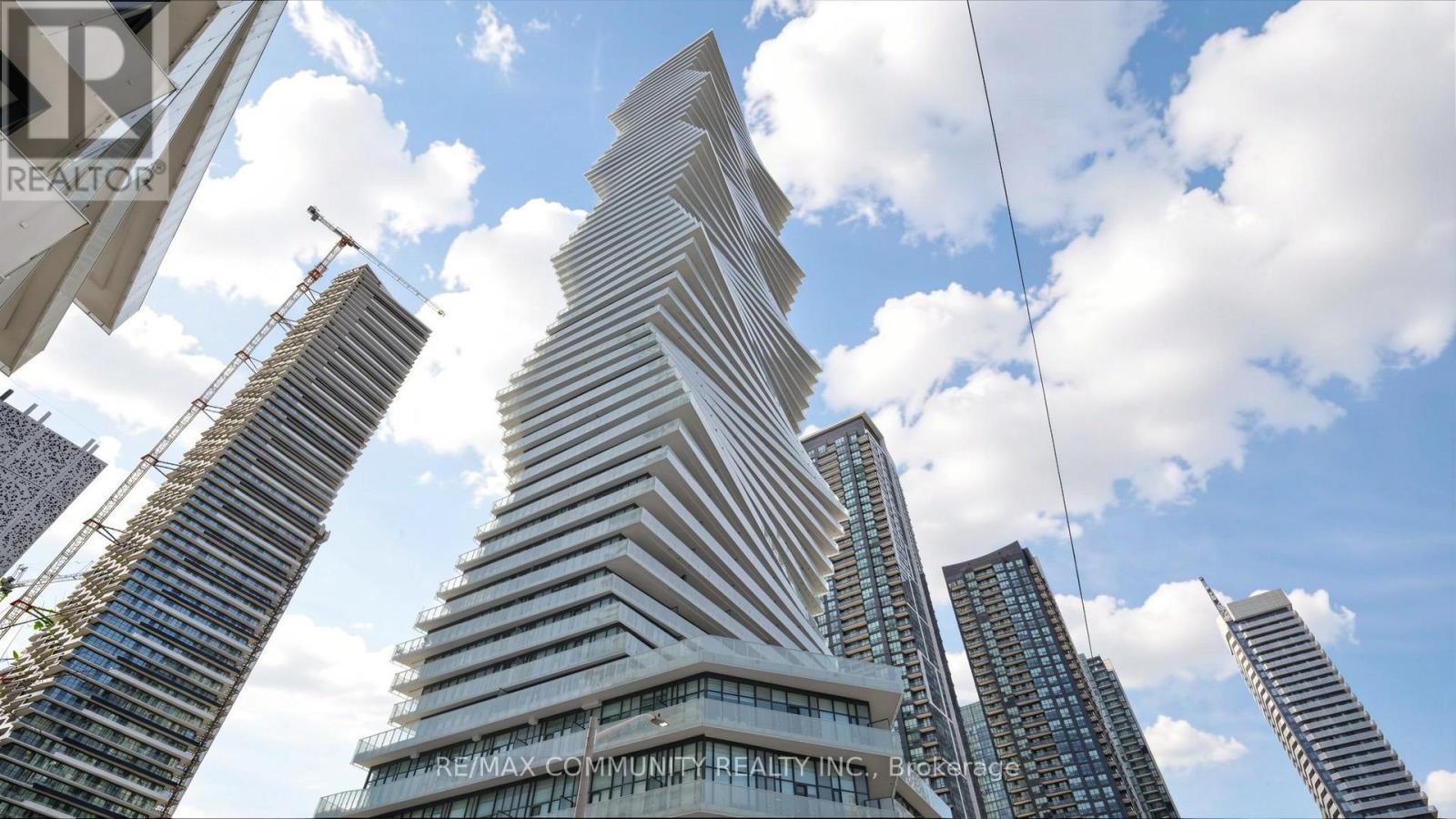 604 - 3900 CONFEDERATION PARKWAY, Mississauga, Ontario