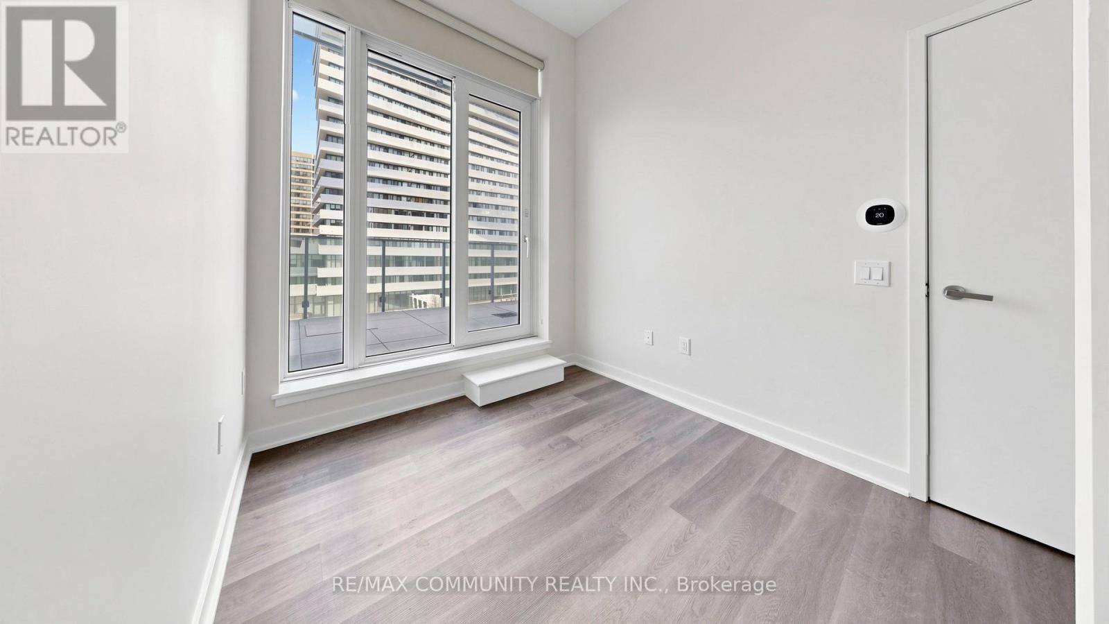 604 - 3900 Confederation Parkway, Mississauga, Ontario  L5B 0M3 - Photo 25 - W12978930